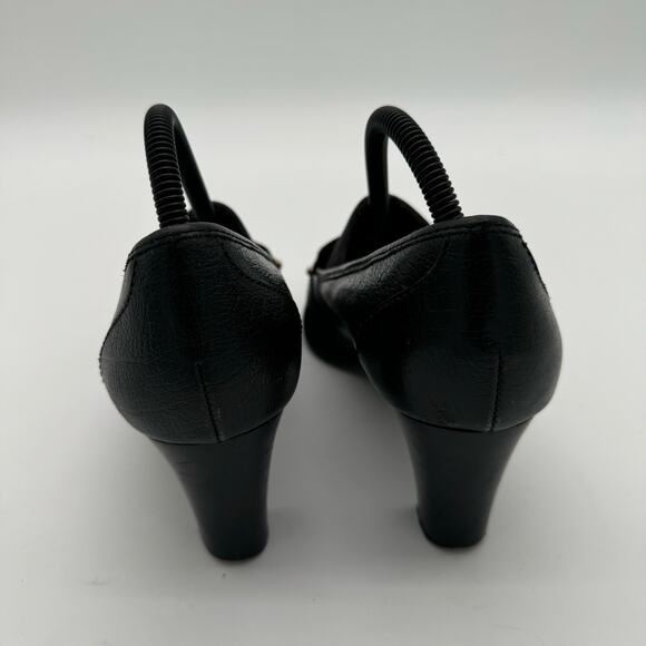 Talbots Gold Buckle Made in Brazil Textured Black Leather Pumps Classic 10 - Picture 6 of 6